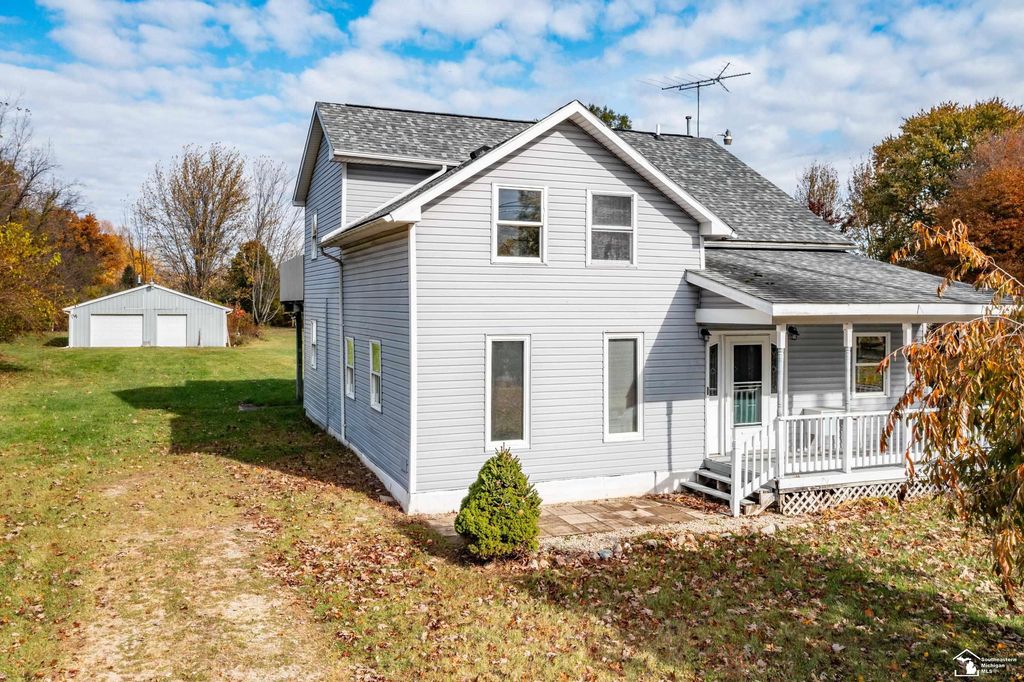 208 E Erie Road, Bedford Twp, MI 48182