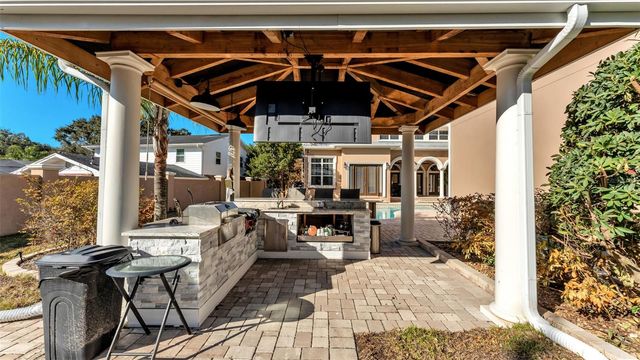 1665 BLUE HERON LANE, Lakeland, FL 33813