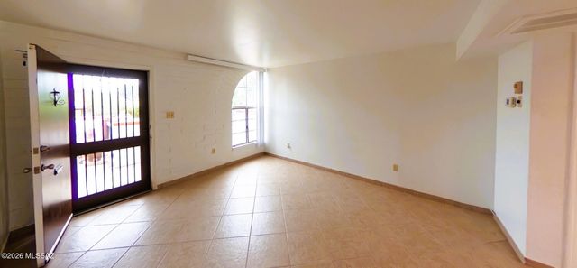 230 S Paseo Sarta Apt C, Green Valley, AZ 85614