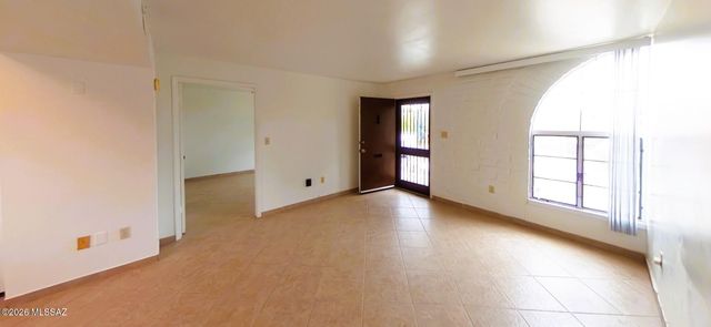 230 S Paseo Sarta Apt C, Green Valley, AZ 85614