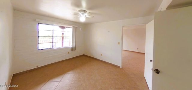 230 S Paseo Sarta Apt C, Green Valley, AZ 85614