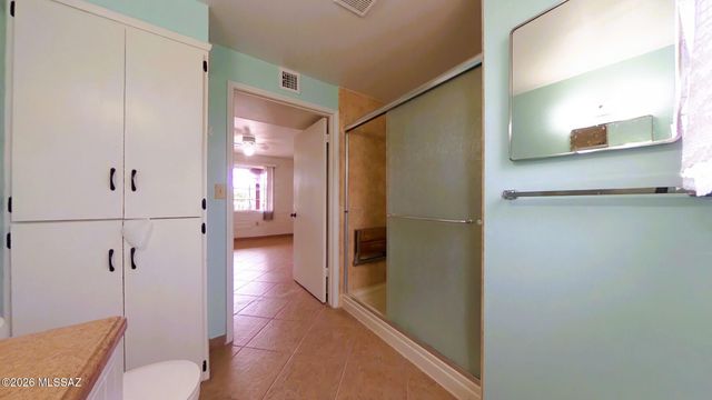 230 S Paseo Sarta Apt C, Green Valley, AZ 85614