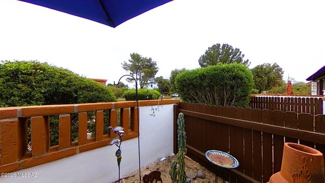 230 S Paseo Sarta Apt C, Green Valley, AZ 85614