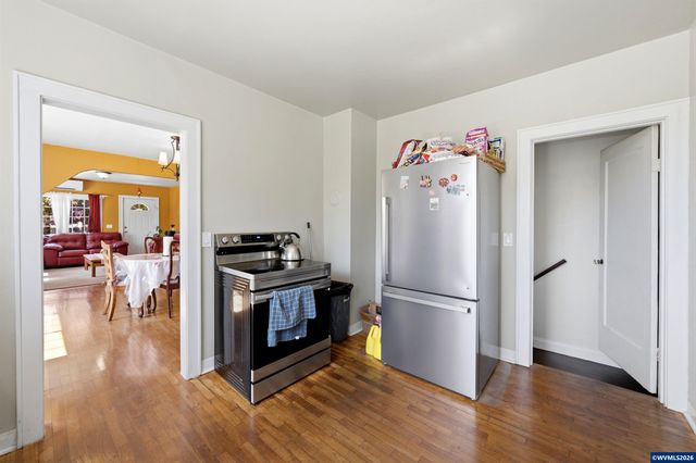 5290 Caplinger Rd SE, Salem, OR 97317
