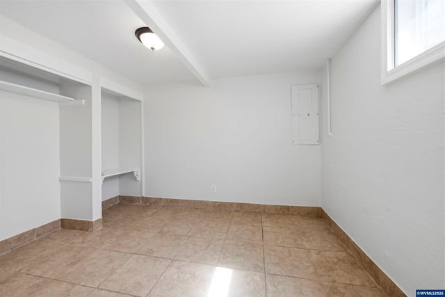 5290 Caplinger Rd SE, Salem, OR 97317