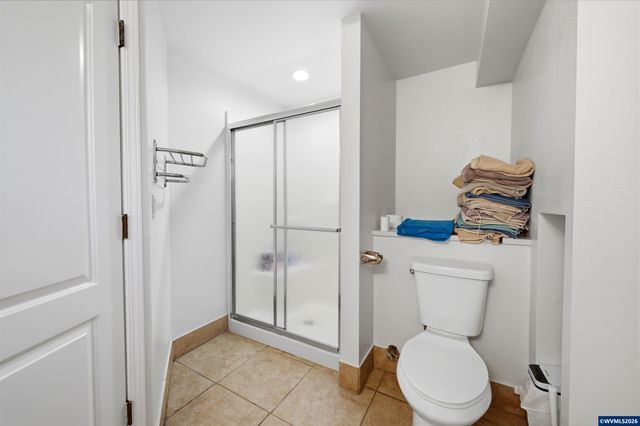 5290 Caplinger Rd SE, Salem, OR 97317