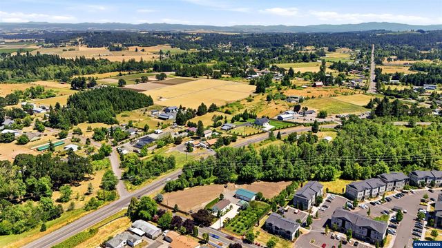 5290 Caplinger Rd SE, Salem, OR 97317
