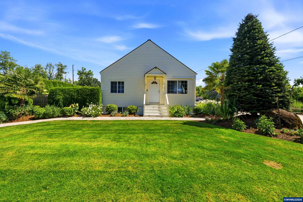 5290 Caplinger Rd SE, Salem, OR 97317