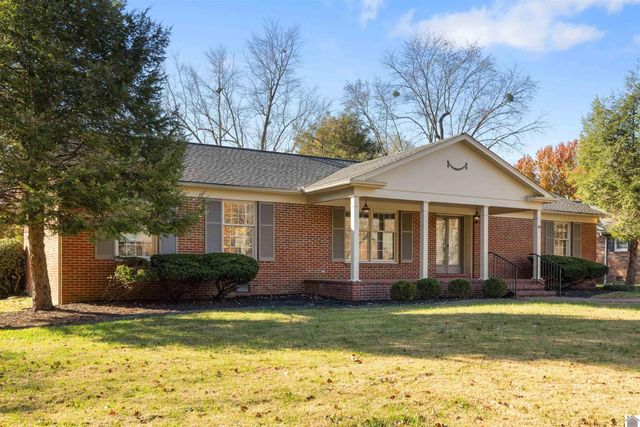 1205 Crestwood, Murray, KY 42071