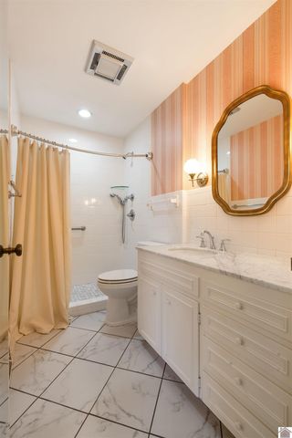 1205 Crestwood, Murray, KY 42071