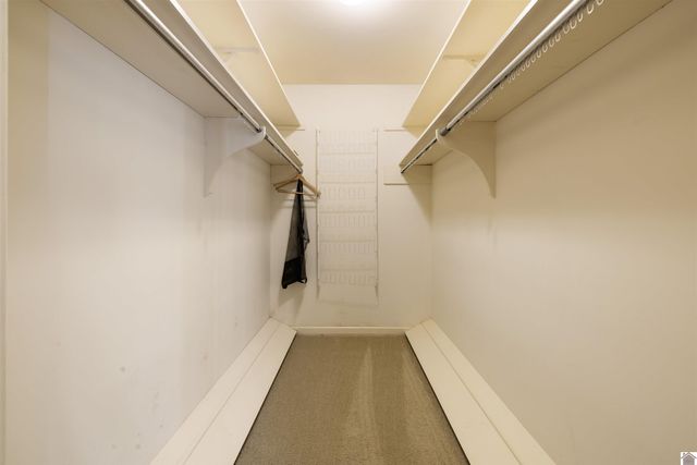 1205 Crestwood, Murray, KY 42071