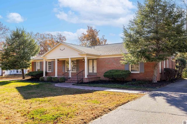 1205 Crestwood, Murray, KY 42071