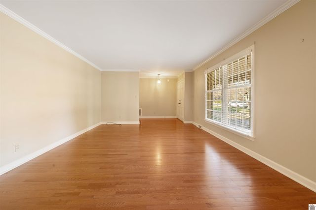 1205 Crestwood, Murray, KY 42071