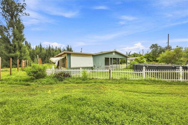 4275 SOUTHLAND AVENUE, Port Charlotte, FL 33953