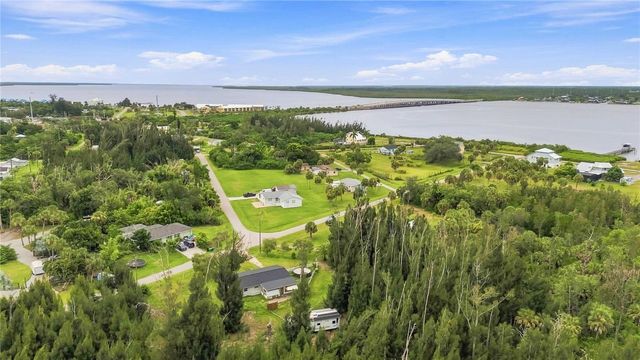 4275 SOUTHLAND AVENUE, Port Charlotte, FL 33953