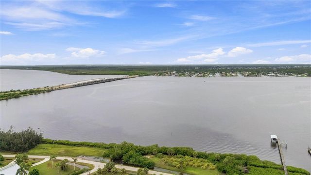4275 SOUTHLAND AVENUE, Port Charlotte, FL 33953