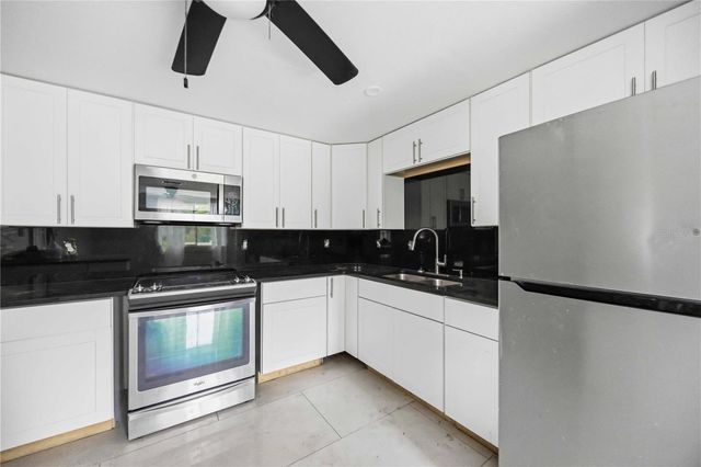 4275 SOUTHLAND AVENUE, Port Charlotte, FL 33953