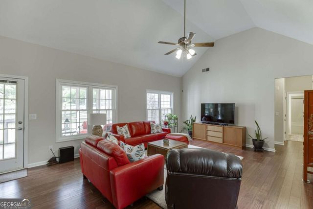 429 Olde Wick Trail, Hoschton, GA 30548