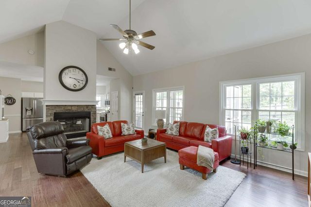 429 Olde Wick Trail, Hoschton, GA 30548