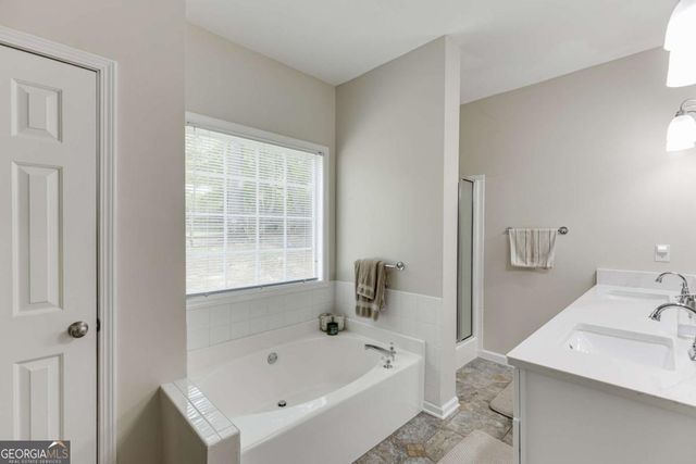 429 Olde Wick Trail, Hoschton, GA 30548