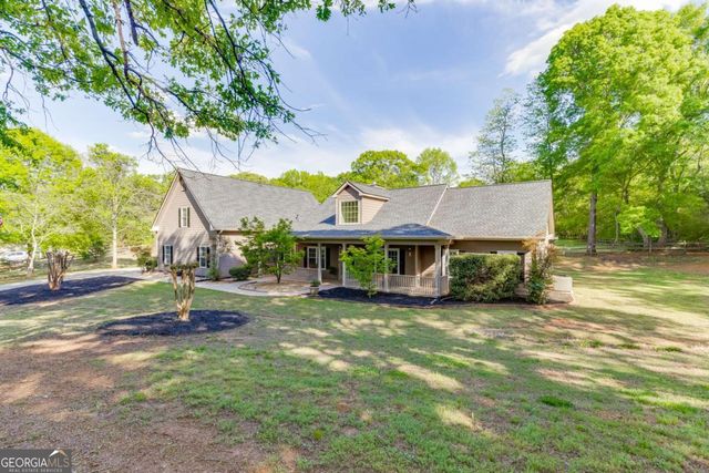 429 Olde Wick Trail, Hoschton, GA 30548