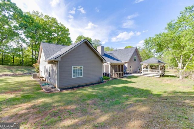 429 Olde Wick Trail, Hoschton, GA 30548