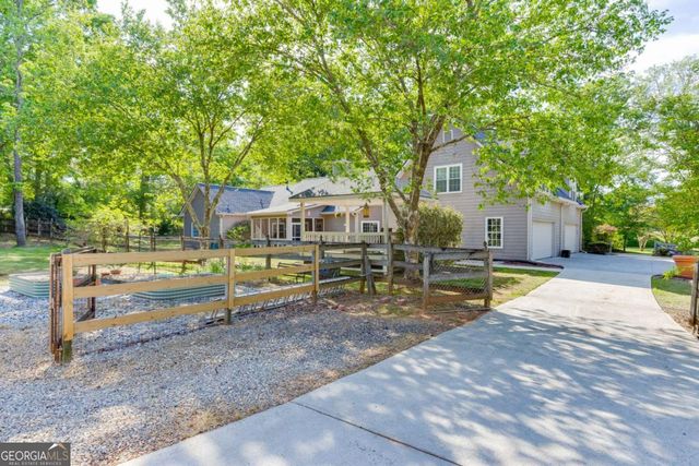 429 Olde Wick Trail, Hoschton, GA 30548