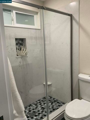 4063 Salem St, Concord, CA 94521