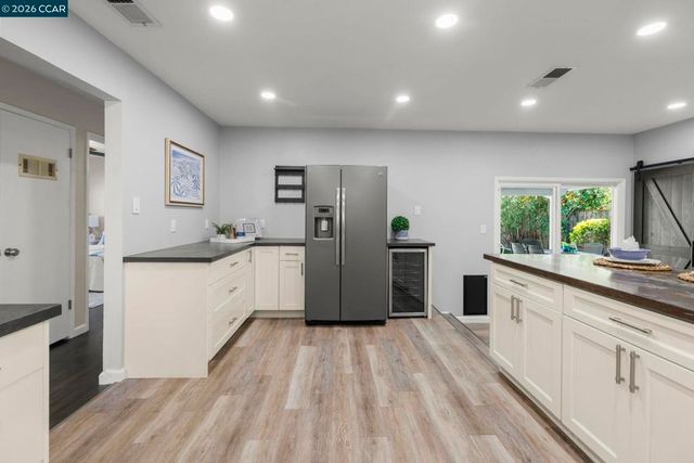 4063 Salem St, Concord, CA 94521