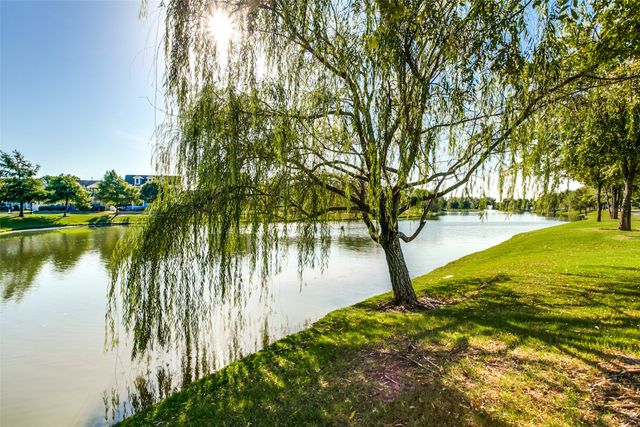 991 Providence Boulevard, Providence Village, TX 76227