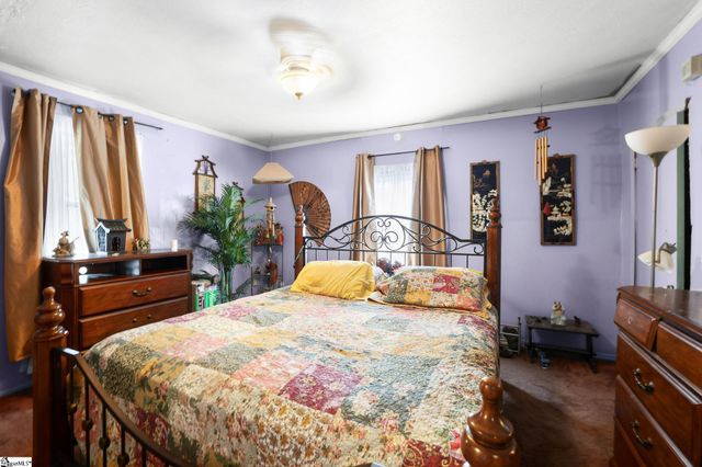 38 3rd Avenue, Greenville, SC 29611