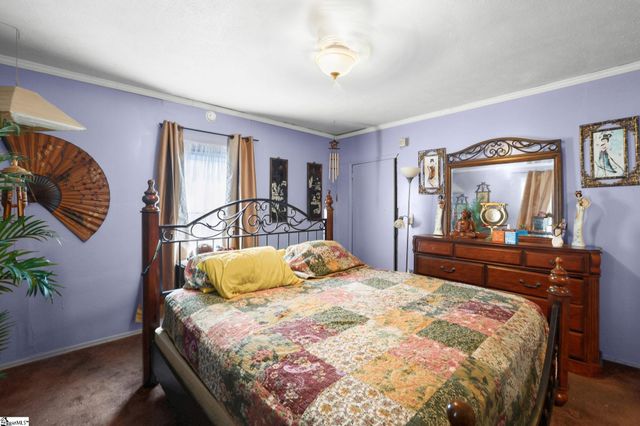 38 3rd Avenue, Greenville, SC 29611