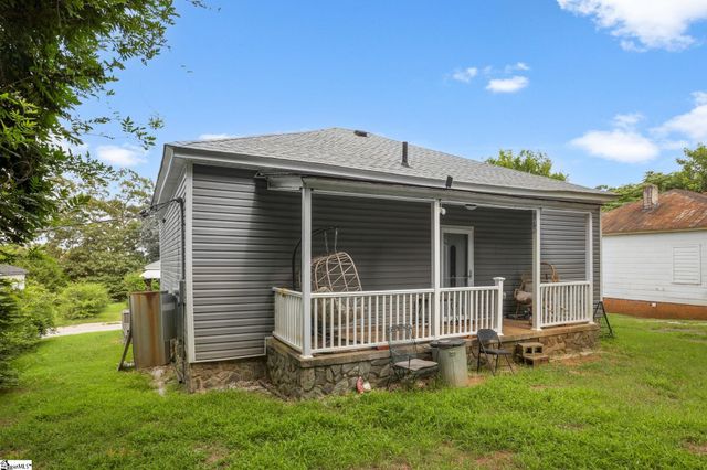 38 3rd Avenue, Greenville, SC 29611