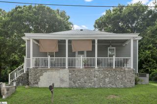 38 3rd Avenue, Greenville, SC 29611