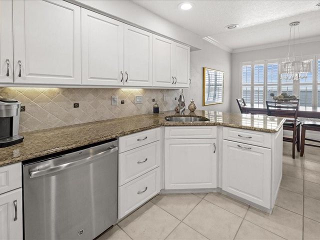 200 HARBOR WALK DRIVE 233, Punta Gorda, FL 33950