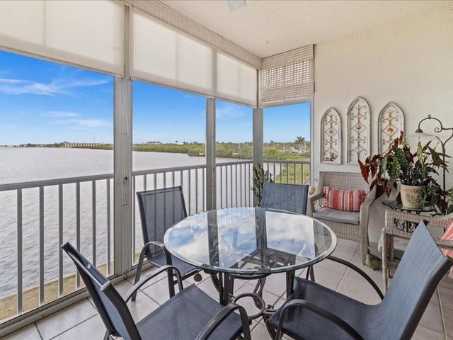 200 HARBOR WALK DRIVE 233, Punta Gorda, FL 33950