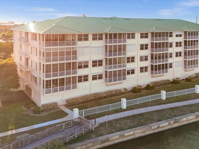 200 HARBOR WALK DRIVE 233, Punta Gorda, FL 33950