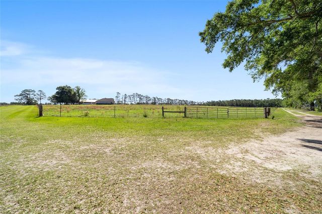 19355 SW 25TH PLACE, Dunnellon, FL 34431