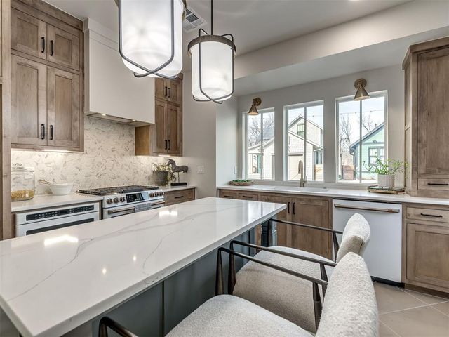 18266 Willowbrooke Court, Norman, OK 73072