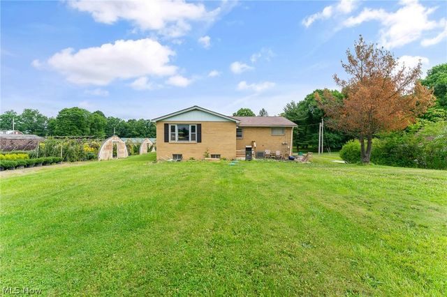 2451 E Western Reserve Road, Poland, OH 44514