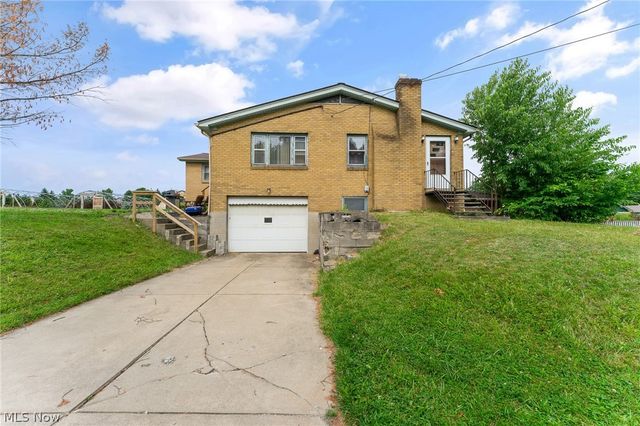 2451 E Western Reserve Road, Poland, OH 44514