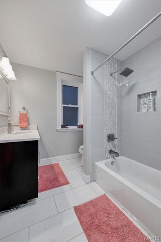 3951 Shaw Boulevard 2, St Louis, MO 63110