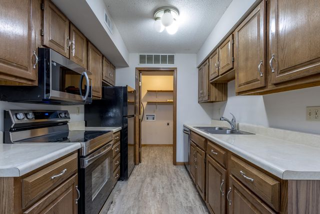 1877 WATERFRONT DR G, Columbia, MO 65202