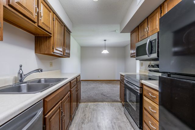 1877 WATERFRONT DR G, Columbia, MO 65202