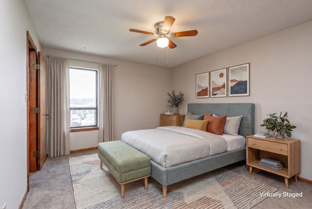 1877 WATERFRONT DR G, Columbia, MO 65202