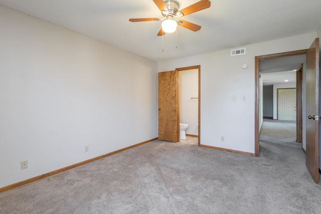 1877 WATERFRONT DR G, Columbia, MO 65202