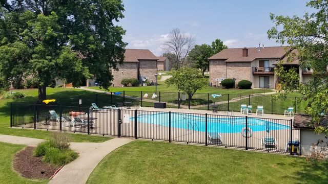 1877 WATERFRONT DR G, Columbia, MO 65202