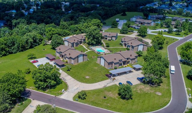 1877 WATERFRONT DR G, Columbia, MO 65202