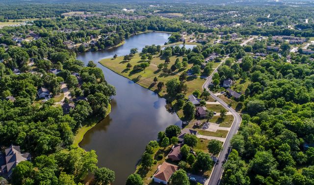 1877 WATERFRONT DR G, Columbia, MO 65202