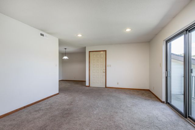 1877 WATERFRONT DR G, Columbia, MO 65202